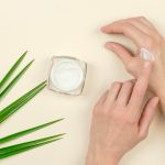 【検証】あかぎれもハンドクリームで対応可能？